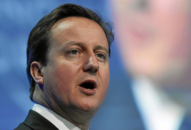 Camerons absolute meerderheid zet opiniepeilers te kijk