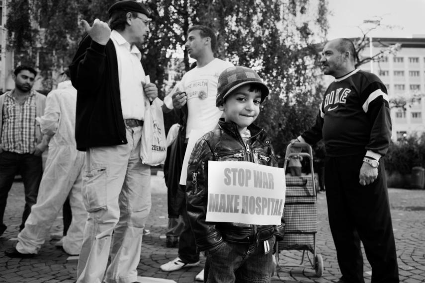 9 jaar oorlog in Afghanistan - Freeze for peace