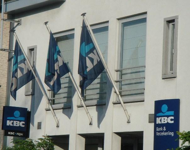 FairFin houdt nieuw duurzaamheidsbeleid van KBC tegen het licht
