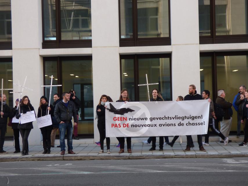 Het Platform &amp;#039;Geen Gevechtsvliegtuigen&amp;#039; vraagt transparant publiek debat
