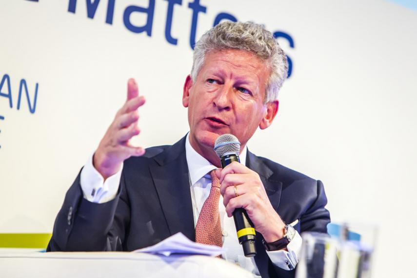 Wie stopt nucleair predikant Pieter De Crem?