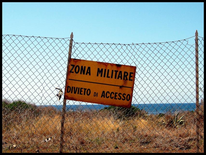 Sardinië: kanker, vervuiling en militarisering in het paradijs