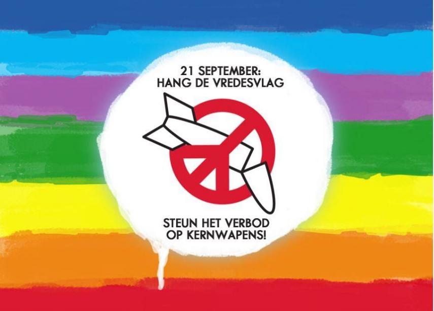 Hang de vredesvlag! Steun het verbod op kernwapens!