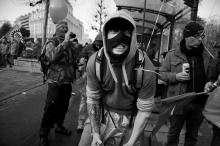 Manifestatie 2 december 2011: Besparen kan op bommen, niet op mensen!