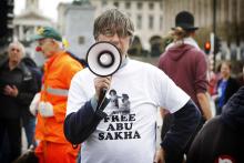 Jongleren voor Abu Sakha