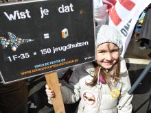 Nationale betoging tegen de aankoop van gevechtsvliegtuigen