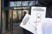 Acties tegen investeringen in kernwapens bij hoofdkantoren KBC, ING, BNP Paribas en Deutsche Bank